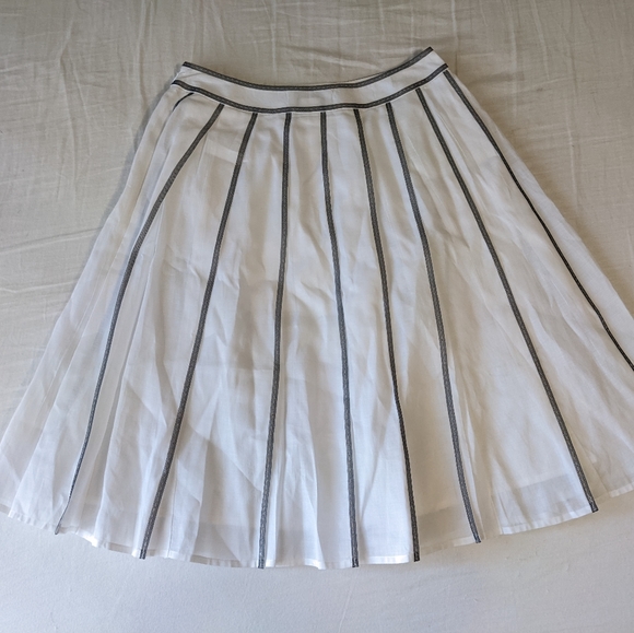 Talbots Petites Flowy A Line Skirt - Picture 8 of 8